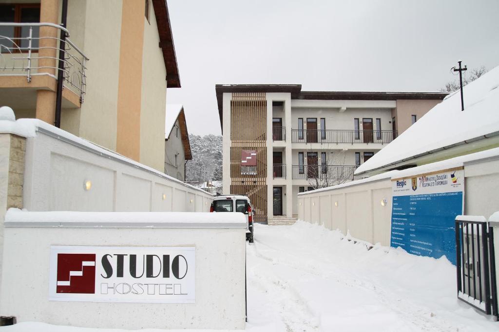 Studio Apartcity Брашов Екстериор снимка