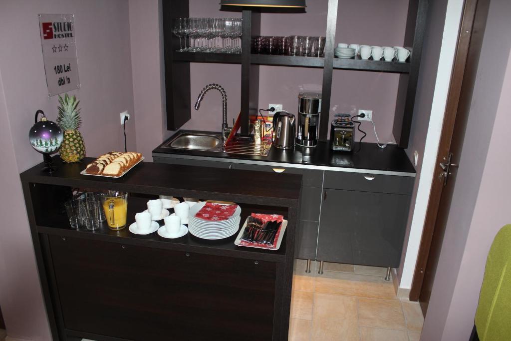 Studio Apartcity Брашов Екстериор снимка