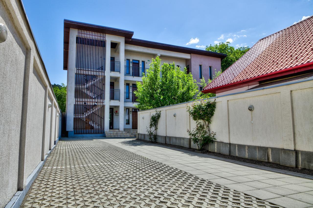 Studio Apartcity Брашов Екстериор снимка